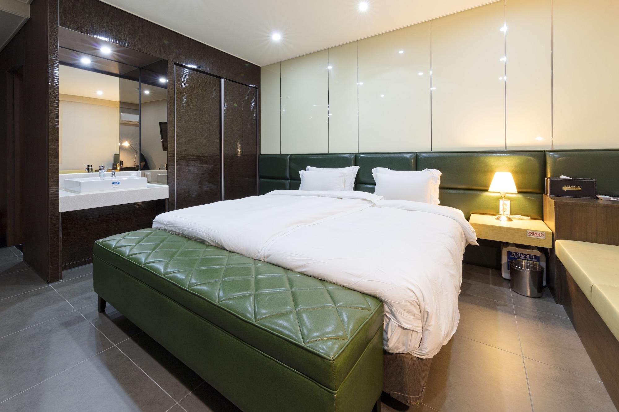 Hotel France Gwangju Metropolitan City Екстериор снимка